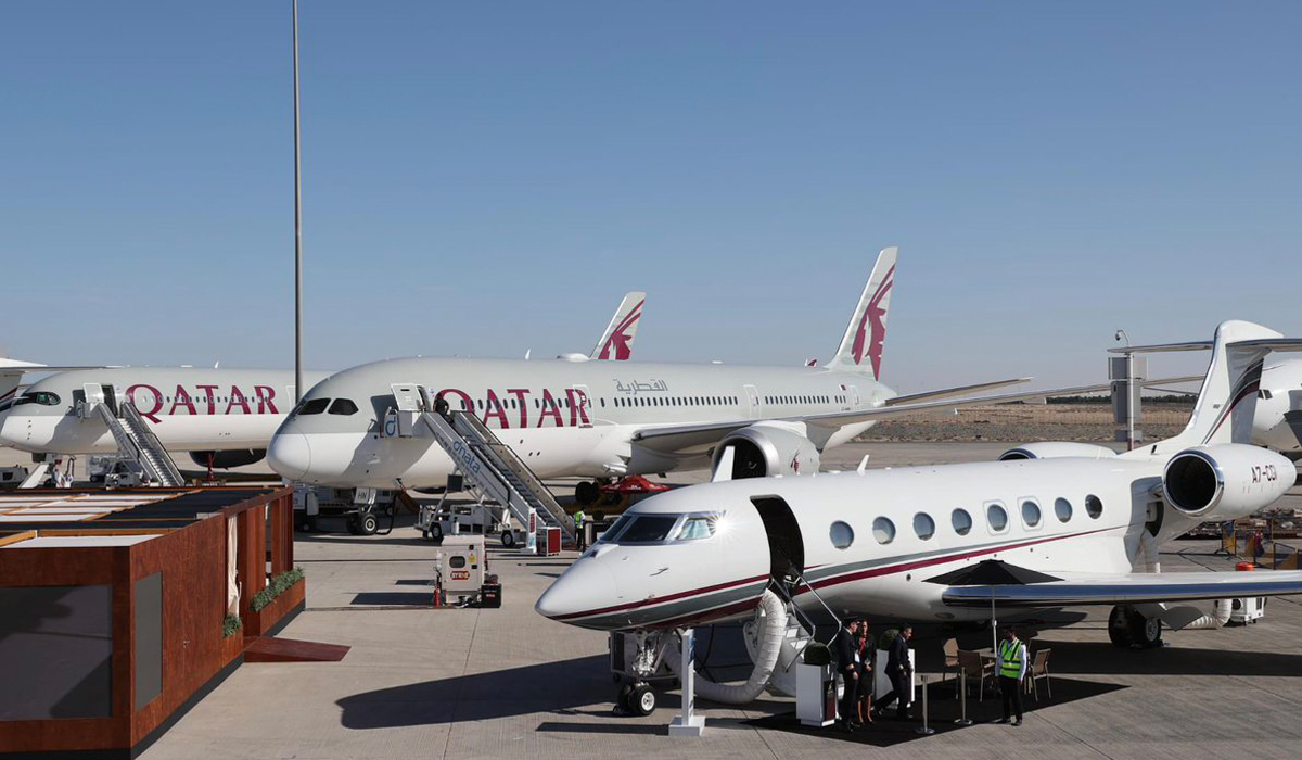 Qatar Airways Takes Stage on First Day of Dubai Airshow 2023